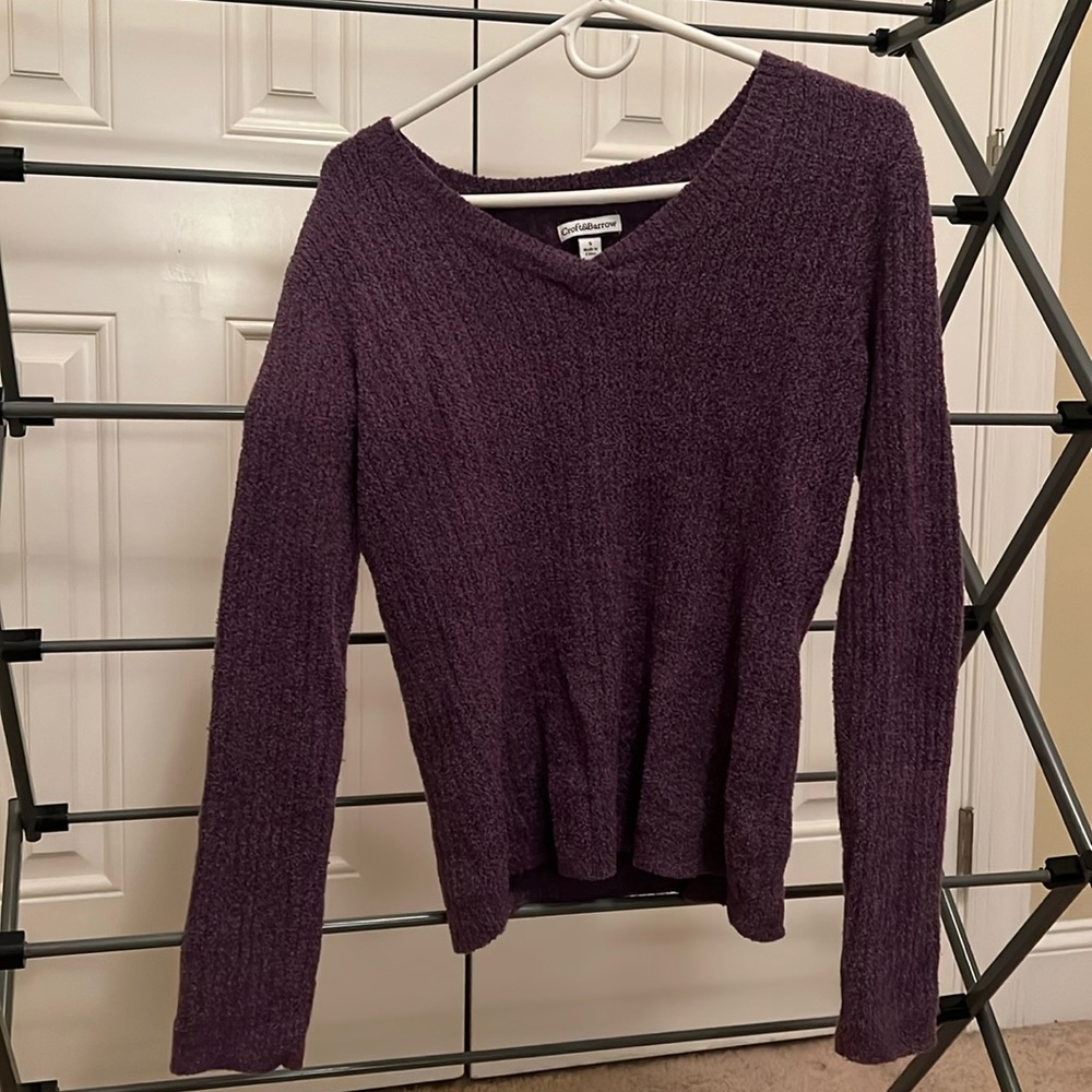 Croft & Barrow purple V sweater